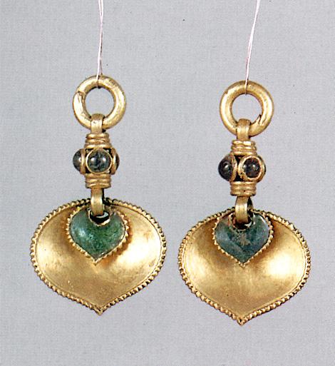 Flbeval/earring - figyeljk az tvstechnikt!